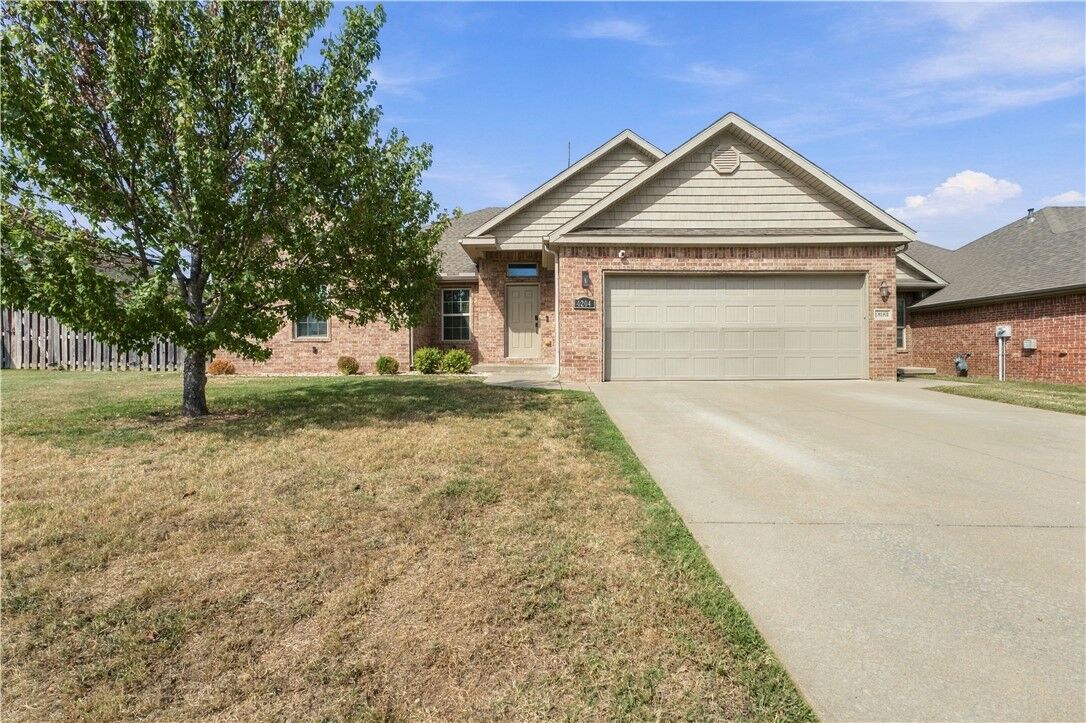 Property Photo:  4204 SW Slate Lane  AR 72712 