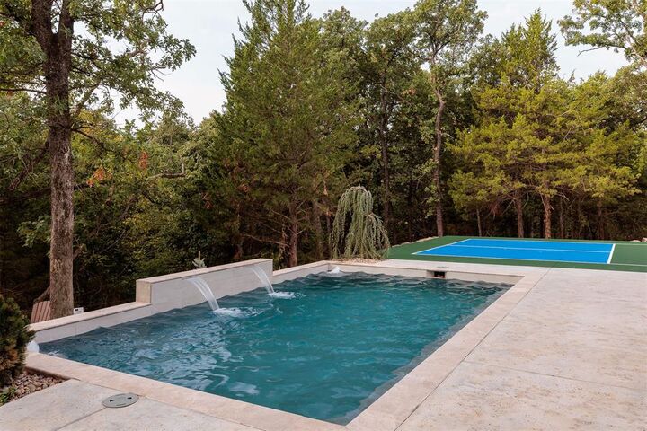 Property Photo:  9712 NE 146th Terrace  OK 73049 