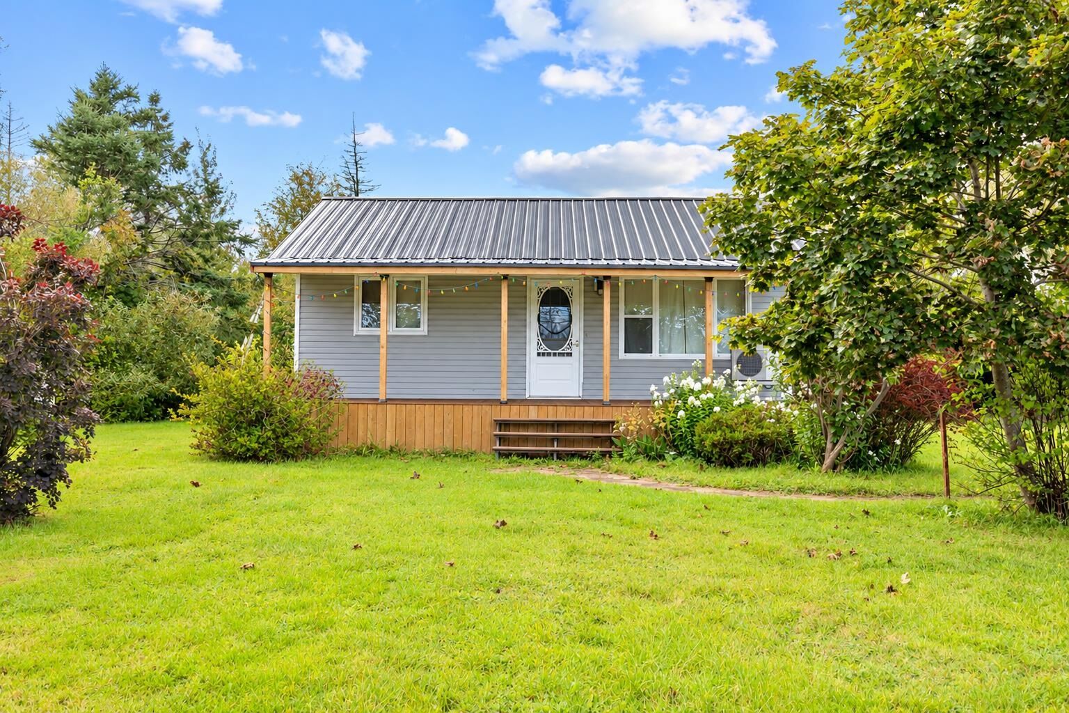 Property Photo:  3117 Brackley Point Road  PE C1E 2N9 