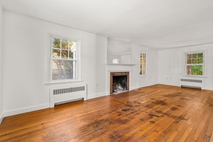 Property Photo: 5 Lowell Ave MA 01520