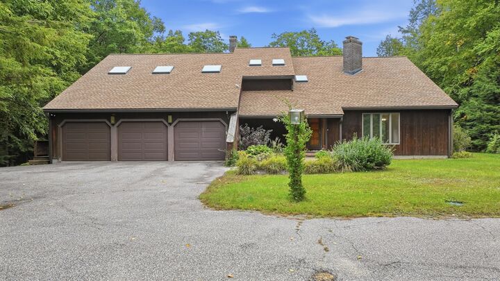 Property Photo:  6 Nestlewood Ln  MA 01452 