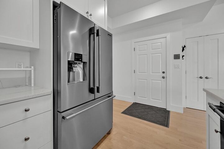 Property Photo:  254 Spencer Ave. 5  MA 02150 