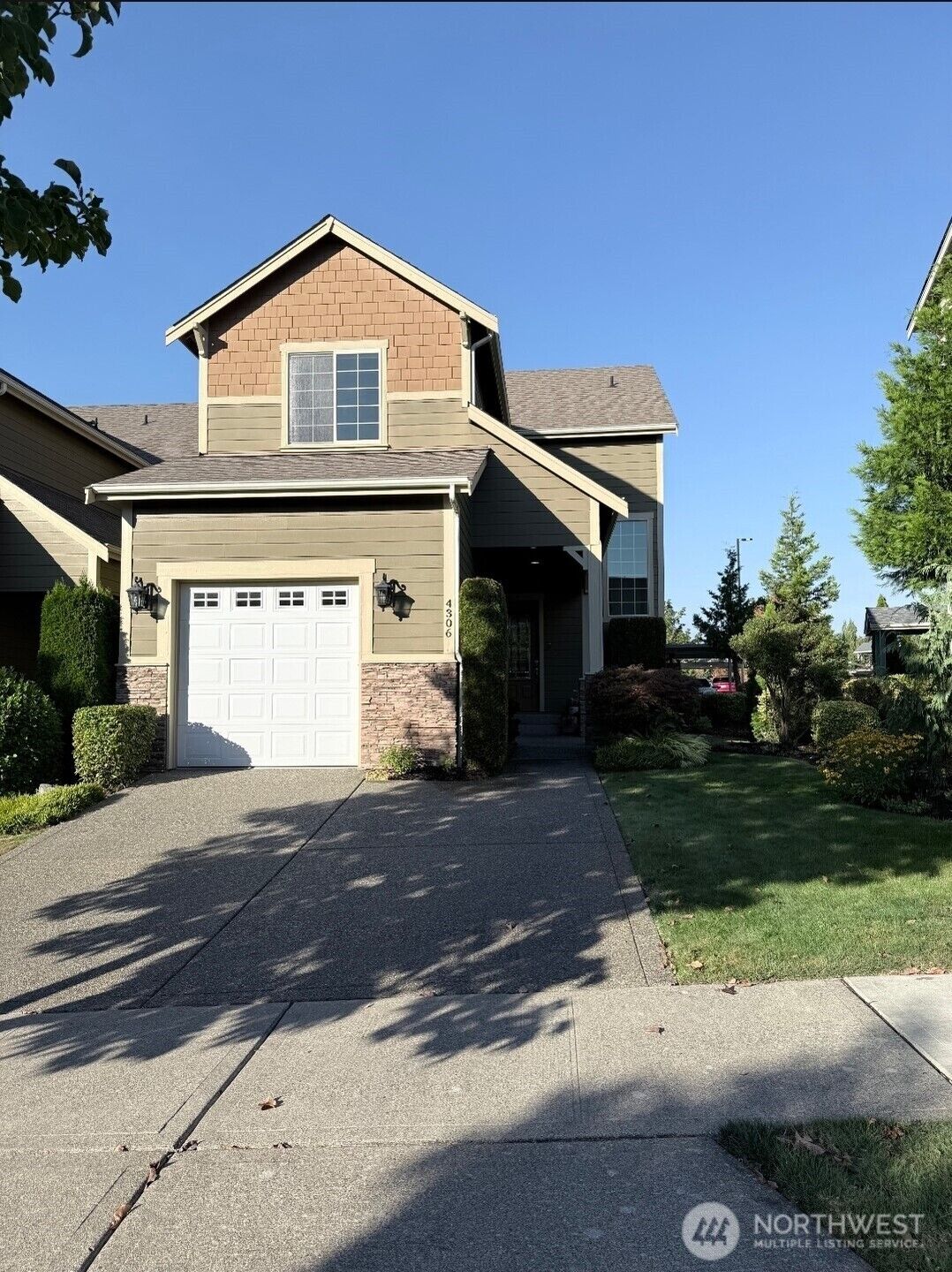 Property Photo:  4306  Magnolia Drive SE  WA 98501 