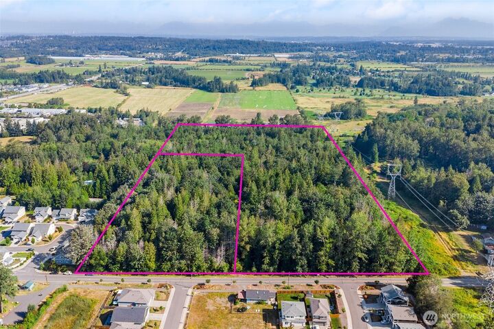 Property Photo: 4424 D Street WA 98230