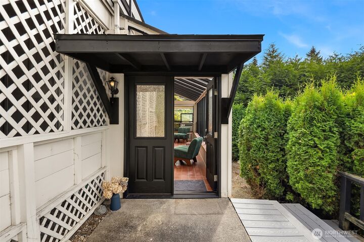 Property Photo: 2605 SW 151st Place WA 98166
