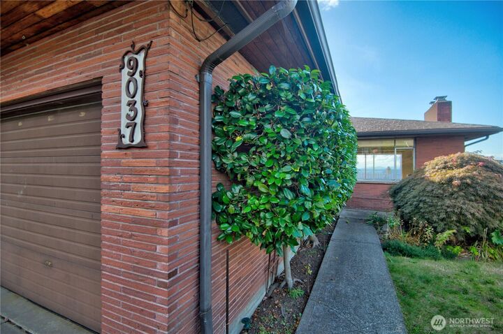 Property Photo:  9037  38th Avenue SW  WA 98126 