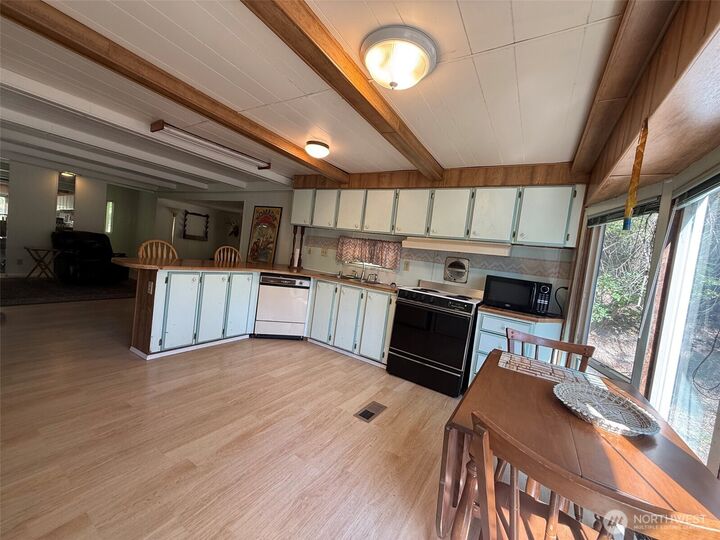 Property Photo: 5030 Lemon Avenue A WA 99137