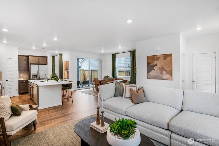 Property Photo: 4224 SW Loften Street WA 98367
