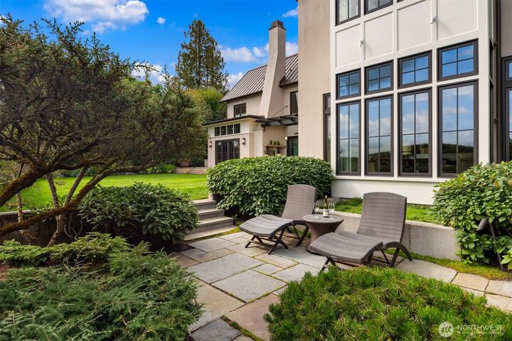 Property Photo: 3825 E Highland Drive WA 98112