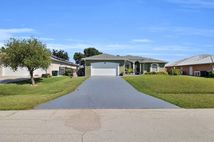 Property Photo:  1885 SW Altman Avenue  FL 34953 