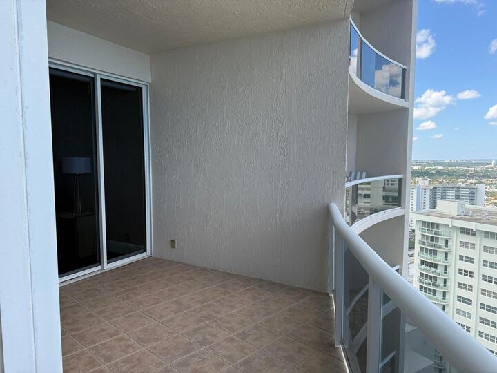 Property Photo: 3200 N Ocean Boulevard 2605 FL 33308