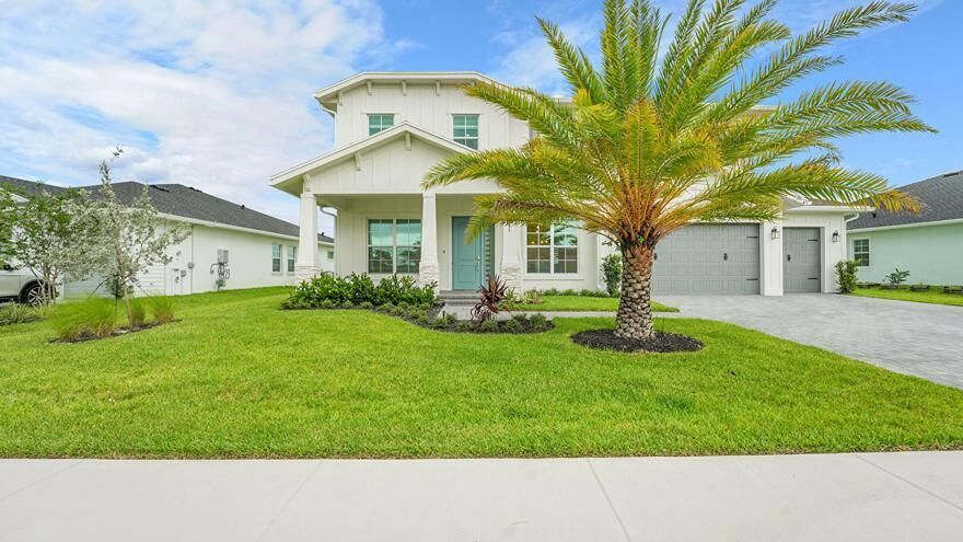 Property Photo:  601 Hookline Circle  FL 33470 