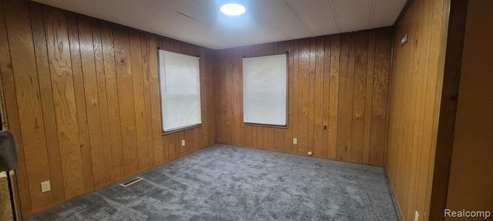 Property Photo: 38 Earlmoor Boulevard MI 48341