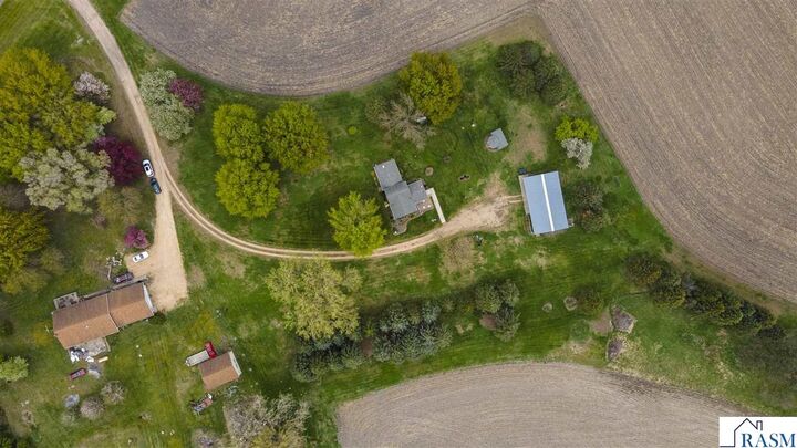 Property Photo: 84777 State Highway 60 MN 56062