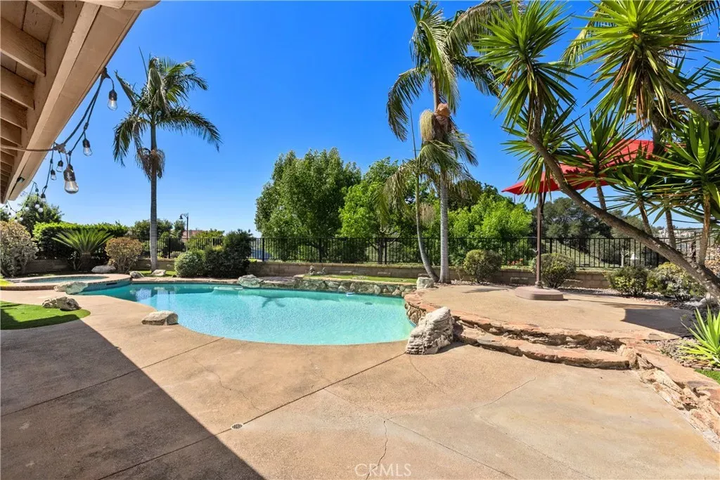 Property Photo:  28171 Tinajo  CA 92692 