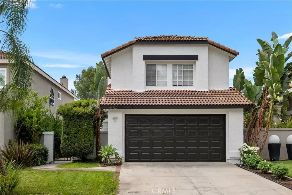 Property Photo:  24732 Via Del Oro  CA 92677 