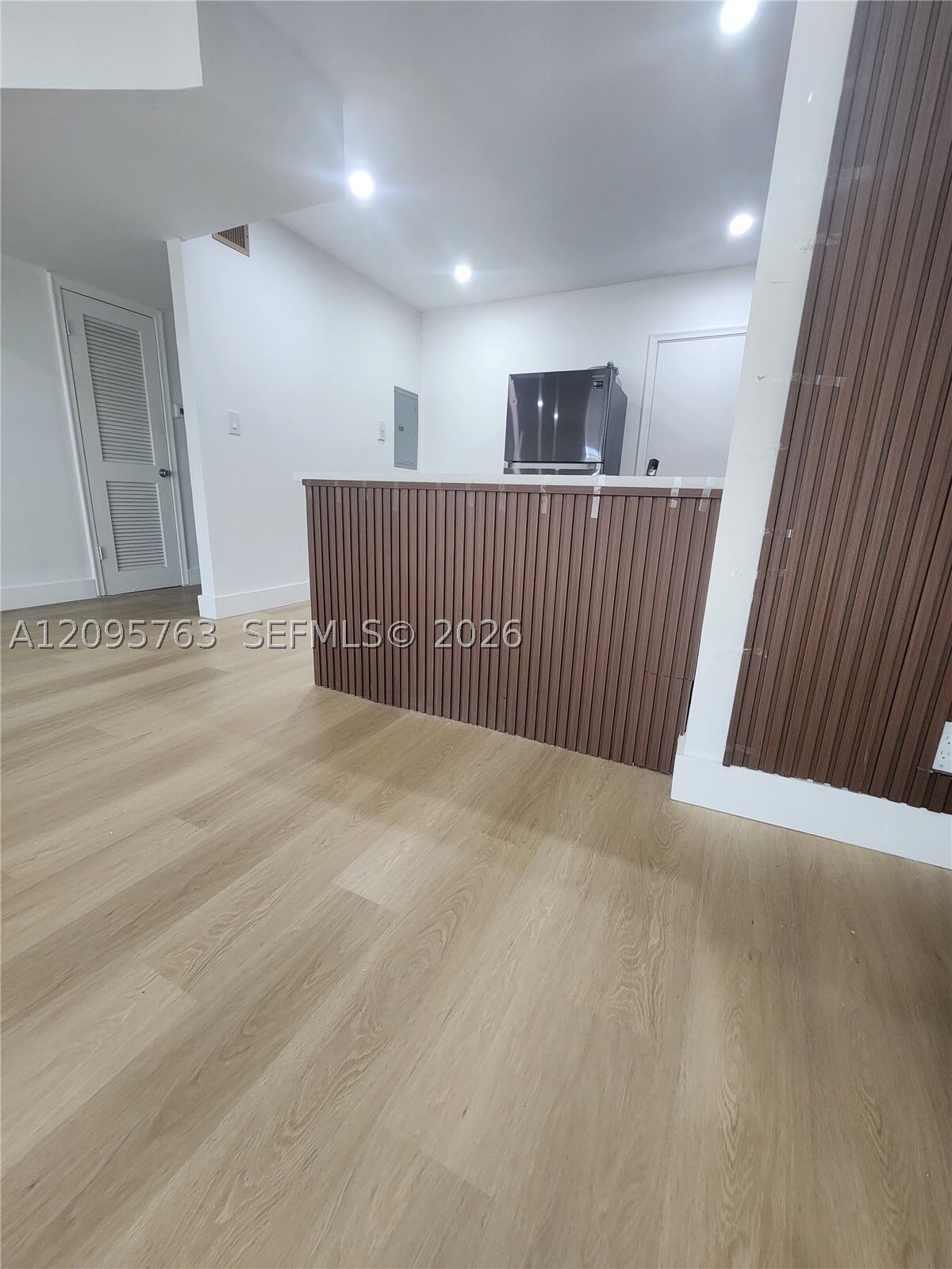 Property Photo: 2061 NW 47th Ter 402 FL 33313