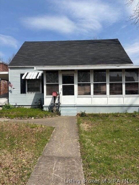 Property Photo: 534 N Whitcomb Avenue IN 47129