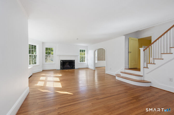 Property Photo: 10 Vista Terrace CT 06515