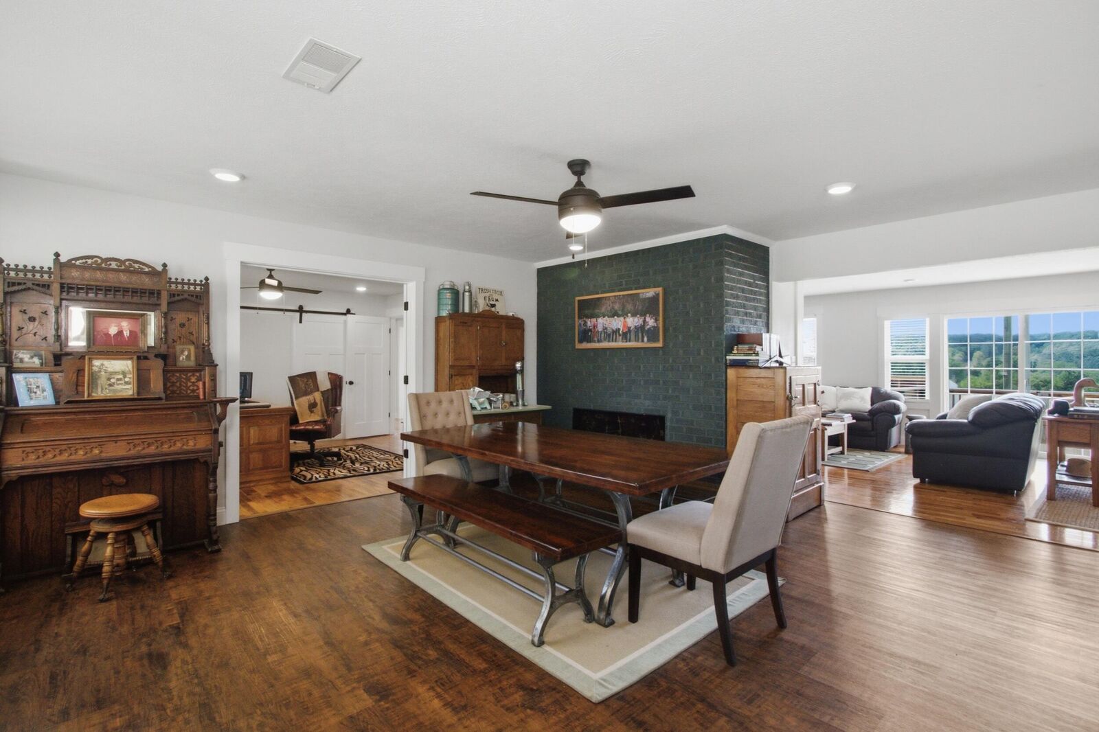 Property Photo: 14103 Beeler Road MO 65689