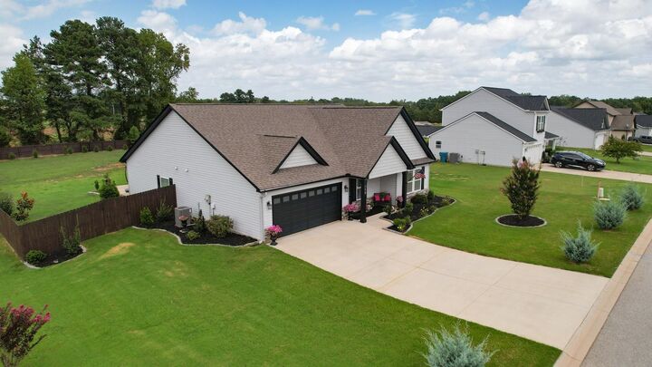 Property Photo:  130 Thorn Creek Drive  SC 29341 