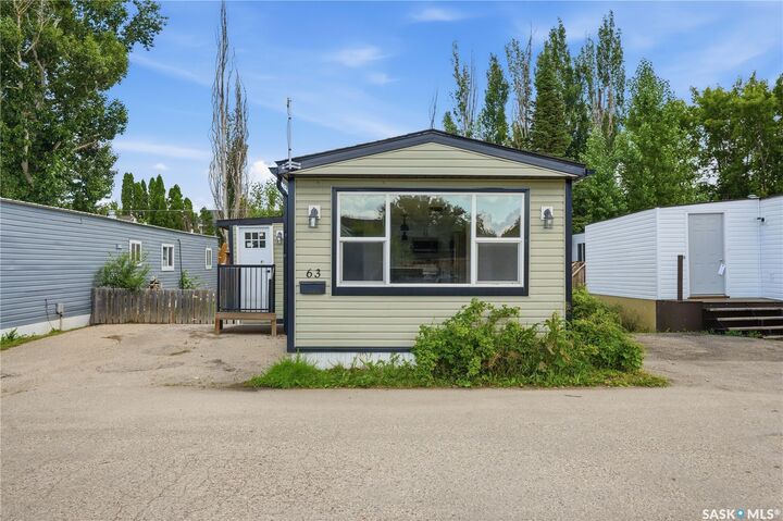 Property Photo:  219 Grant Street 63  SK S7N 2A5 