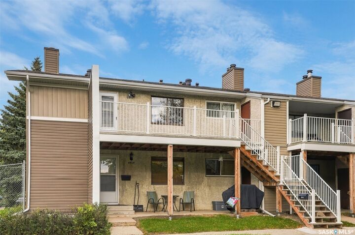 Property Photo:  6918 Blakeney Drive 28  SK S4X 2N5 