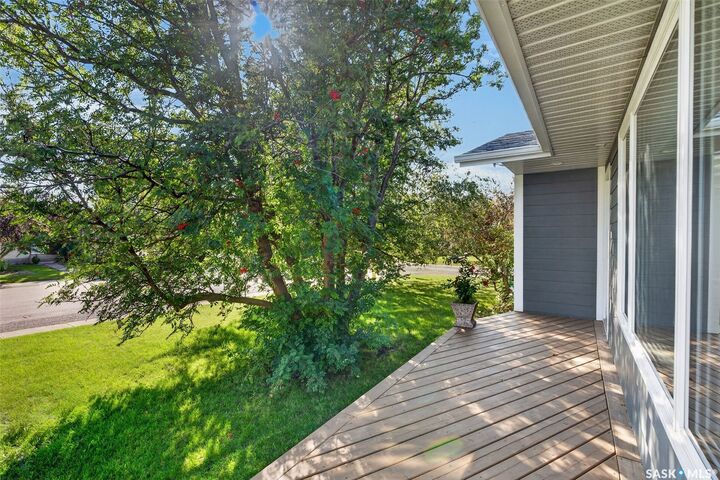 Property Photo:  220 Millburn Street  SK S0E 1A0 