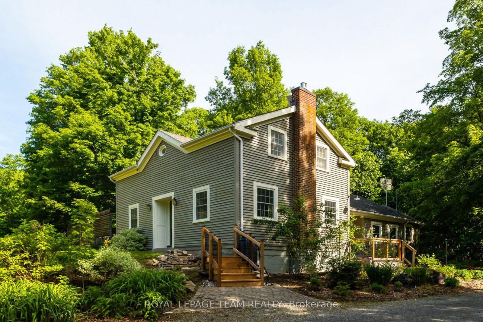 Property Photo:  373 Craig Road  ON K0G 1S0 