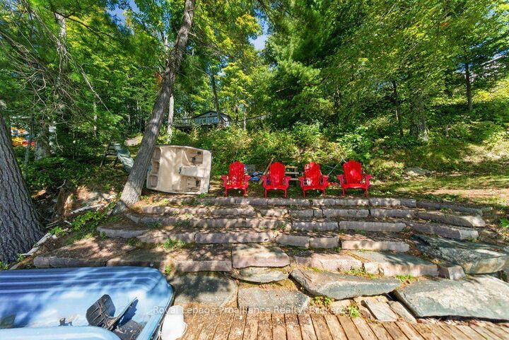 Property Photo:  1239 Chimney Point Lane  ON K0H 1B0 