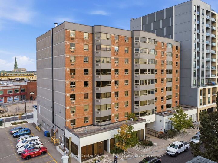 Property Photo:  55 Yarmouth Street 803  ON N1H 7R4 