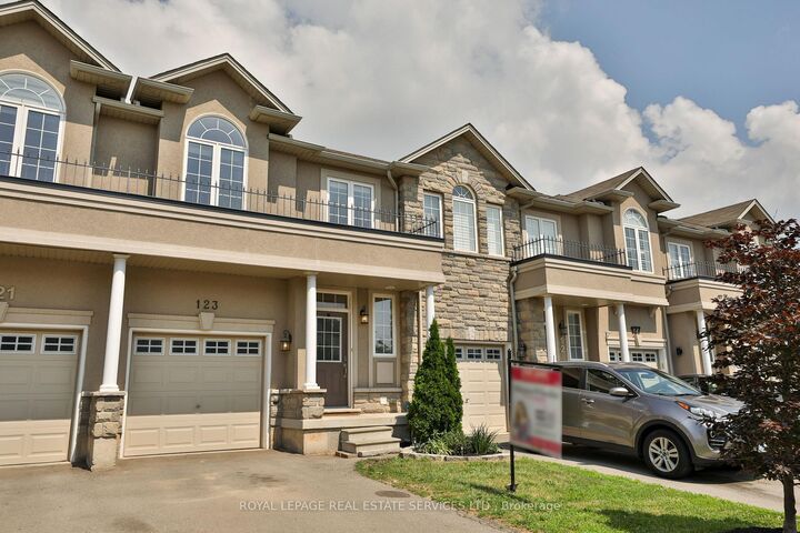 Property Photo:  123 Painter Terrace  ON L0R 2H1 