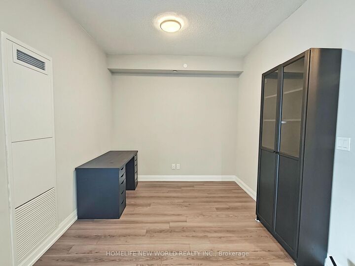 Property Photo:  25 Water Walk Drive 605  ON L3P 1N3 
