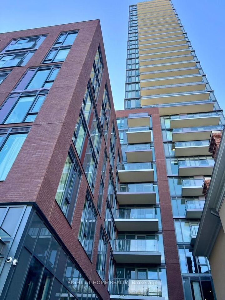 Property Photo:  308 Jarvis Street 3003  ON M5B 0E3 