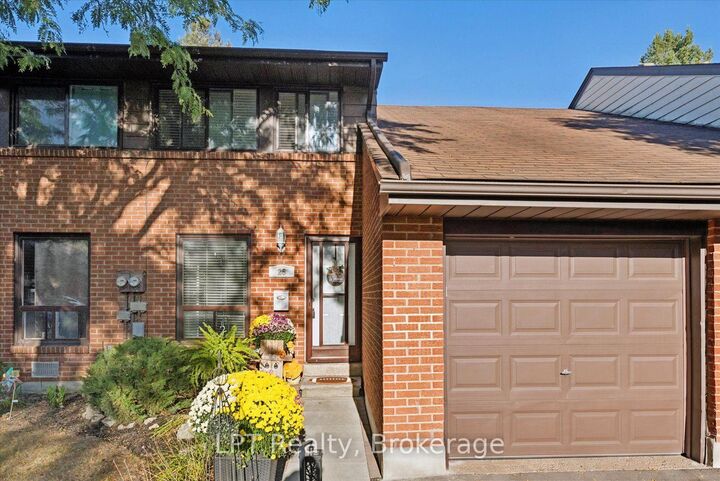 Property Photo:  155 Glovers Road 25  ON L1G 7A4 