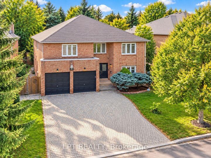 Property Photo:  37 Laser Court  ON L4B 1S1 