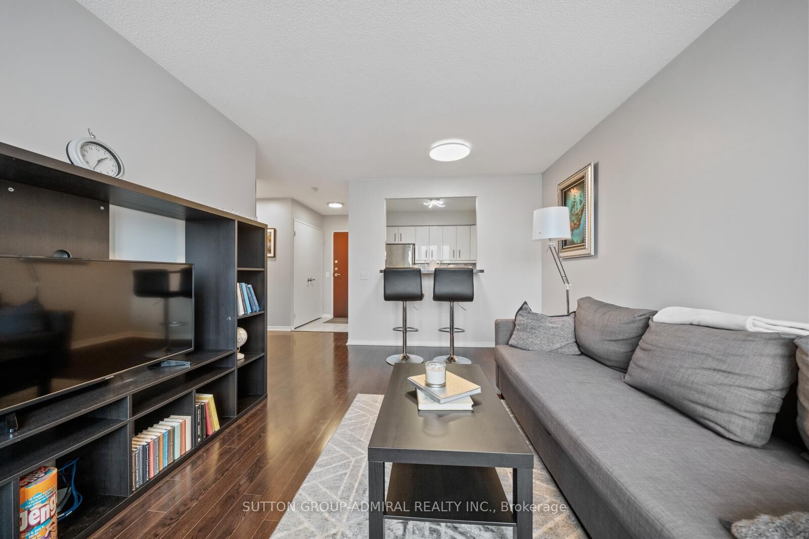 Property Photo:  81 Townsgate Drive 1103  ON L4J 8E6 