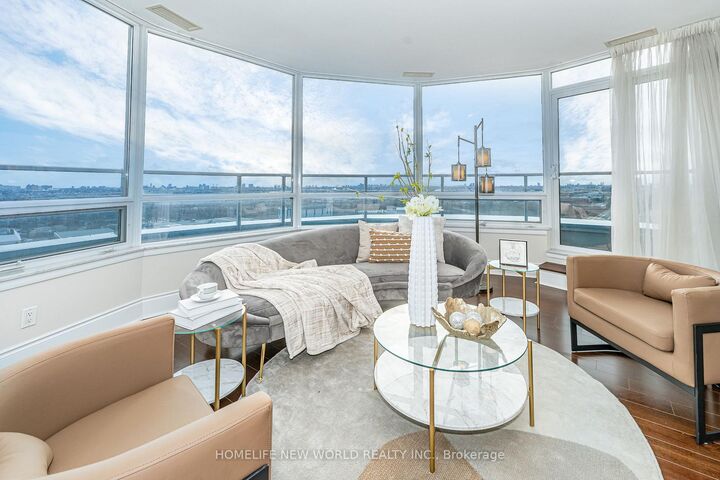 Property Photo:  23 Cox Boulevard Ph63  ON L3R 7Z9 