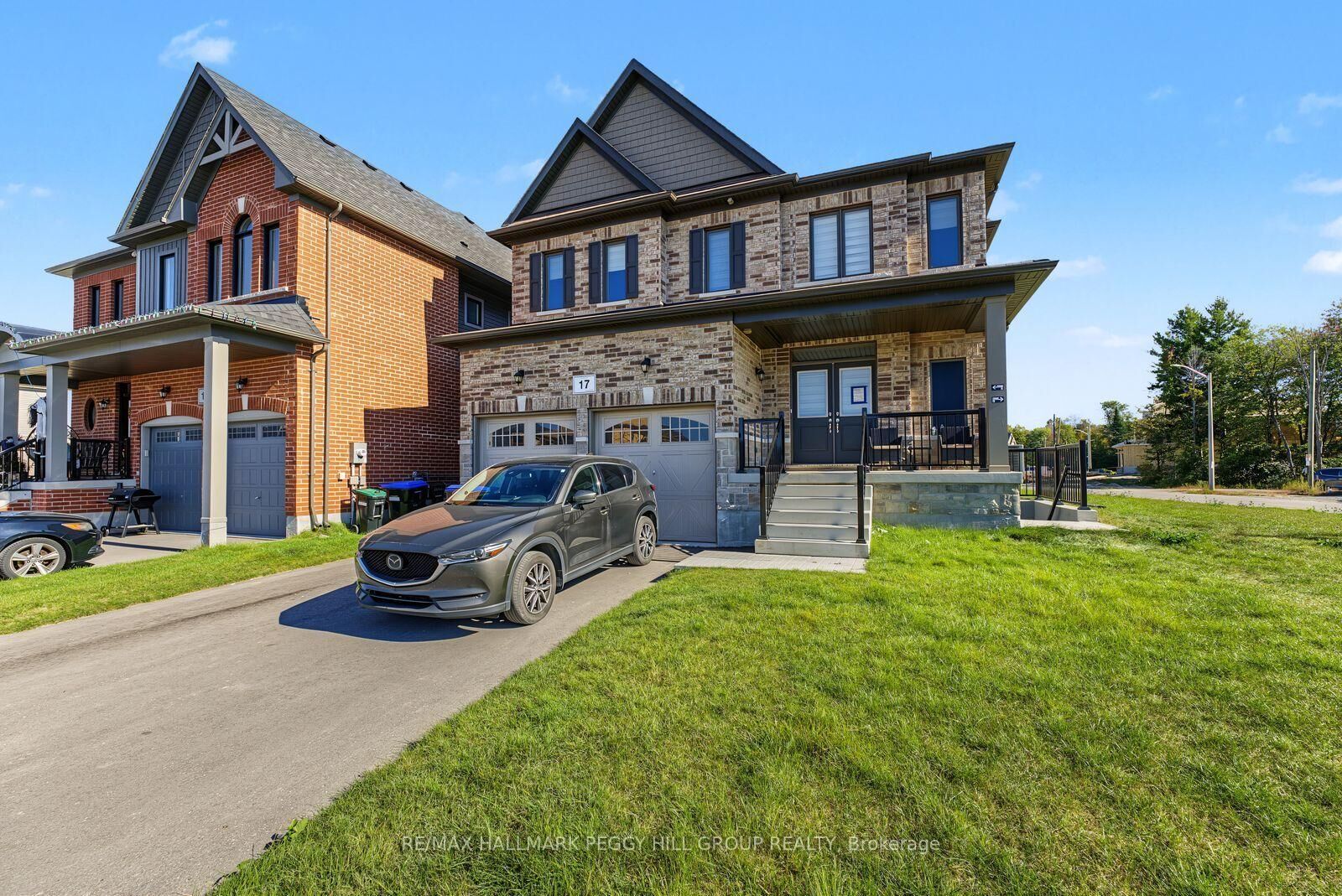 Property Photo:  17 Turley Way Lower  ON L3W 0L8 