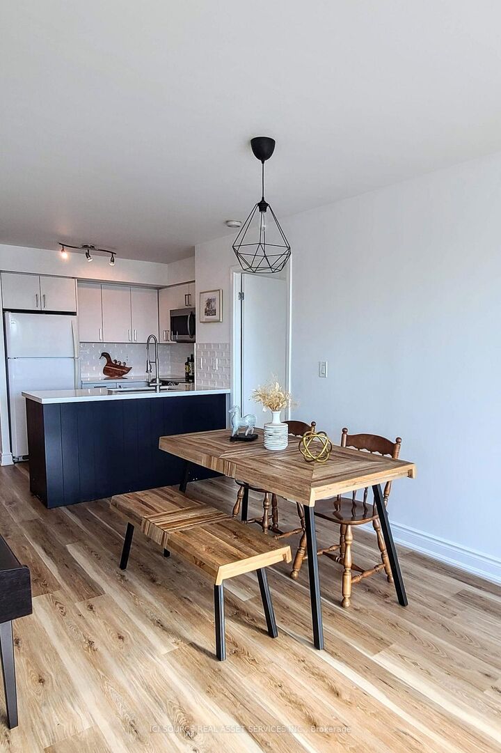 Property Photo: 219 Fort York Boulevard 611 ON M5V 1B1