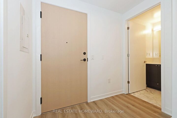 Property Photo:  10 Oak Street 1703  ON M5A 0Z1 
