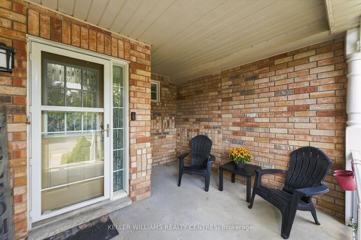 Property Photo:  86 Gunning Crescent  ON L0G 1W0 