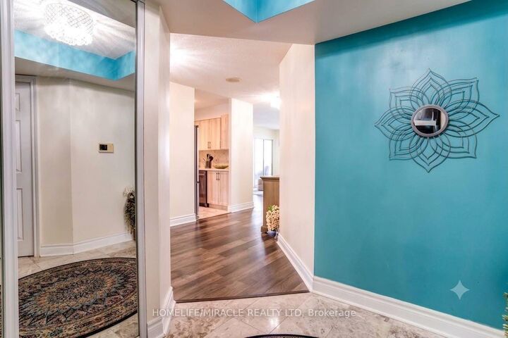 Property Photo:  3233 Eglinton Avenue E 802  ON M1J 3N6 