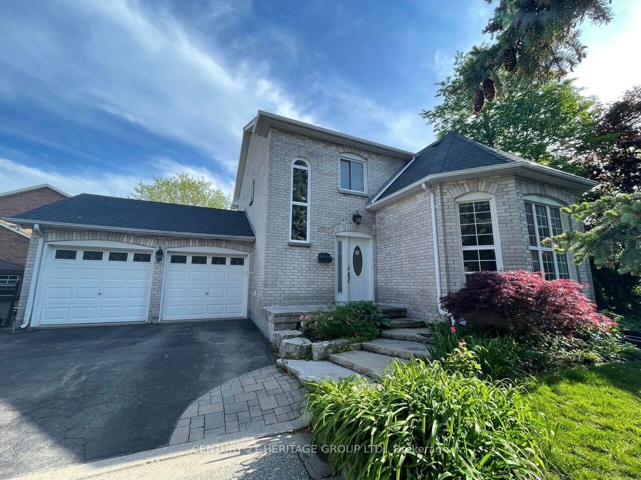 Property Photo:  6586 Snow Goose Lane  ON L5N 5H4 