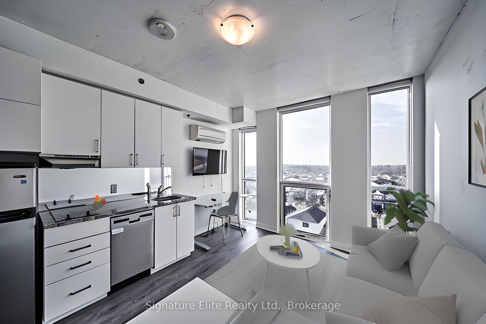 Property Photo: 1900 Simcoe Street N 616 ON L1G 0C1