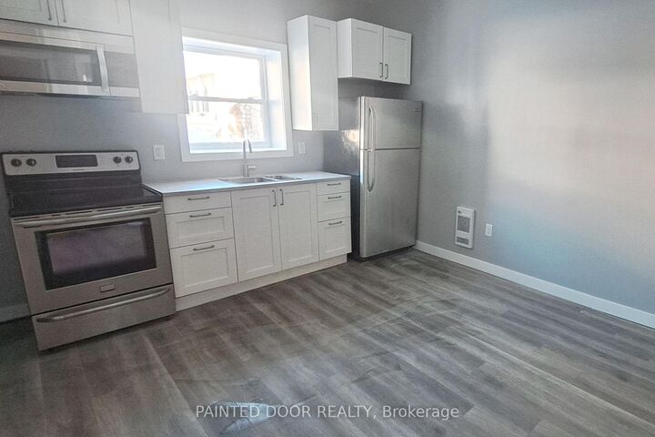 Property Photo:  109 Albert Street S  ON L3V 5L1 
