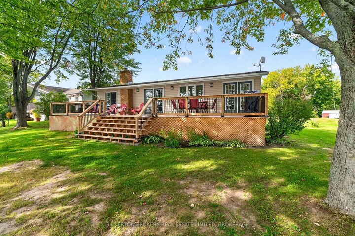 Property Photo:  233 Johnson Bay Lane  ON K7G 2G9 