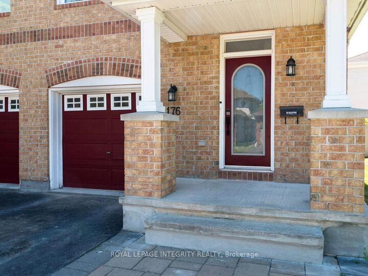 Property Photo:  176 Parkin Circle  ON K1T 4G4 