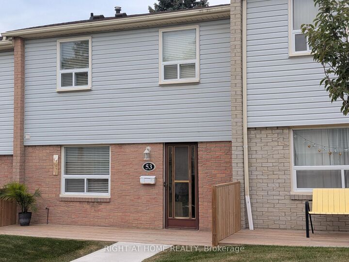 Property Photo:  1055 Shawnmarr Road 53  ON L5H 3V2 