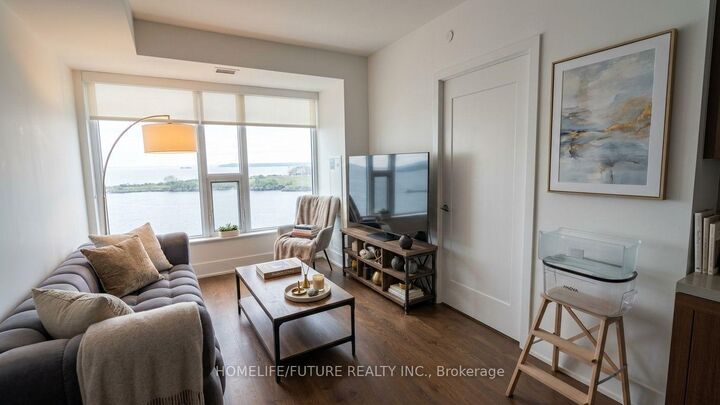 Property Photo:  10 York Street 5307  ON M5J 0E1 